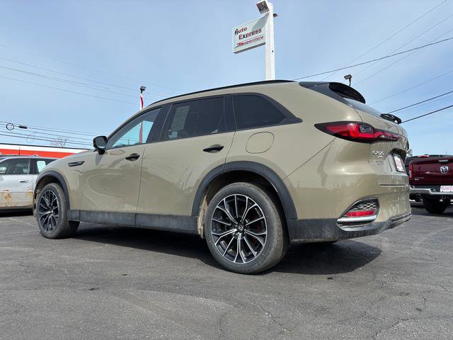Certified 2025 MAZDA CX-70 Plug-In Hybrid w/ Premium Pkg image 5