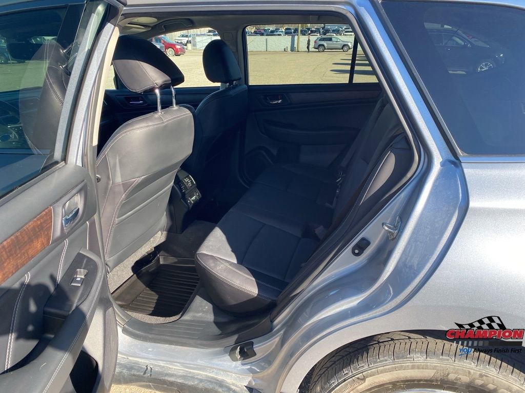 Used 2018 Subaru Outback 3.6R Limited image 26