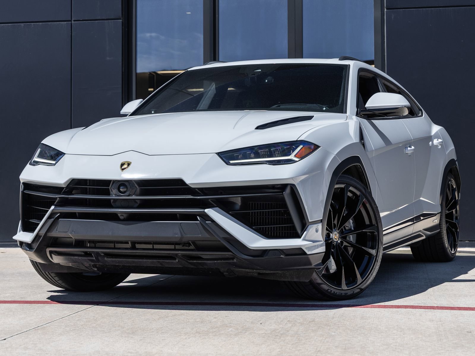 Used 2023 Lamborghini Urus S