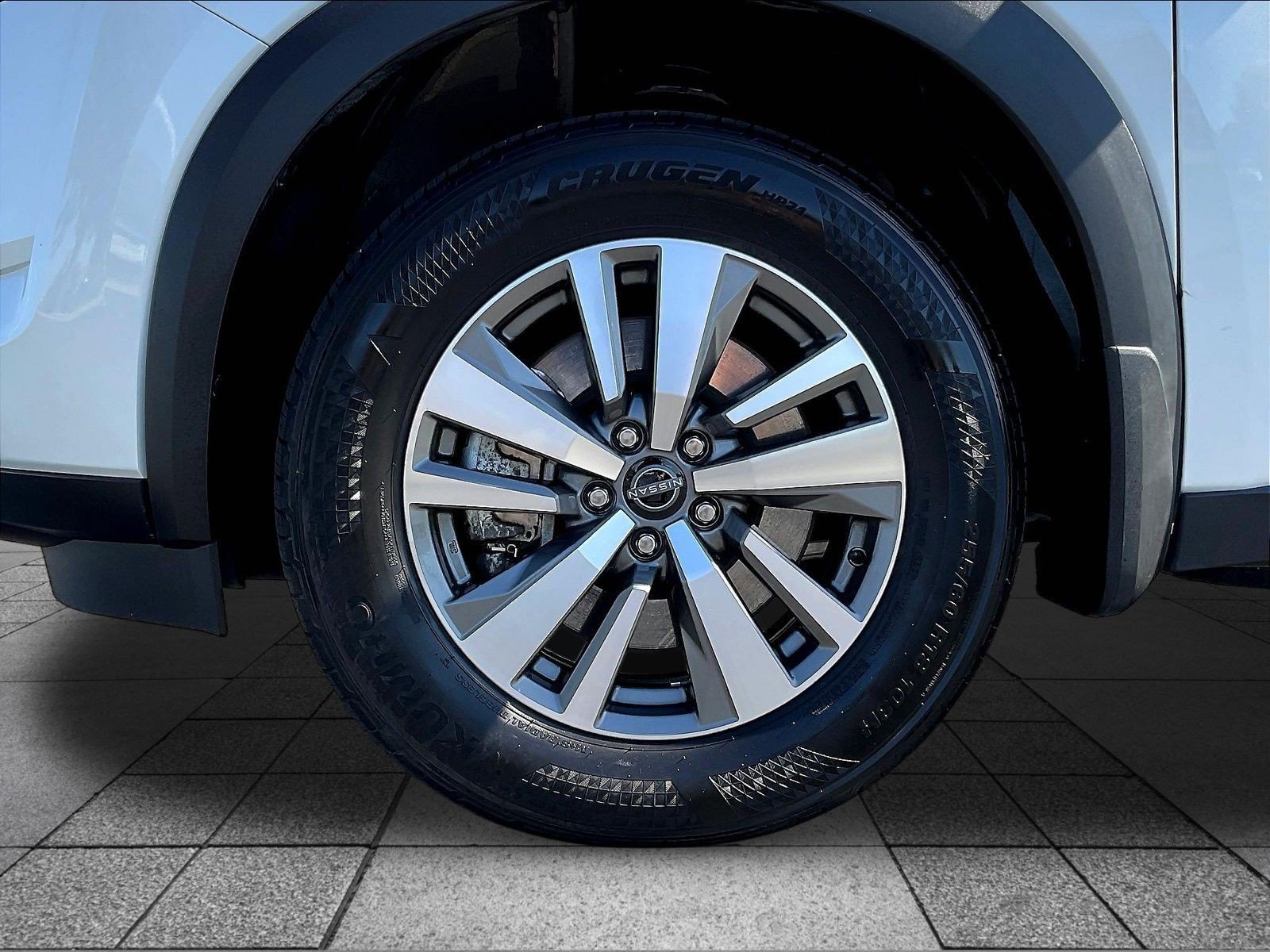 Certified 2025 Nissan Pathfinder SL AWD/4WD image 36
