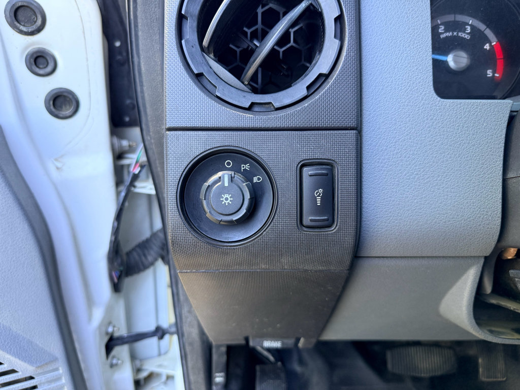 Used 2015 Ford F250 XL AWD/4WD image 26