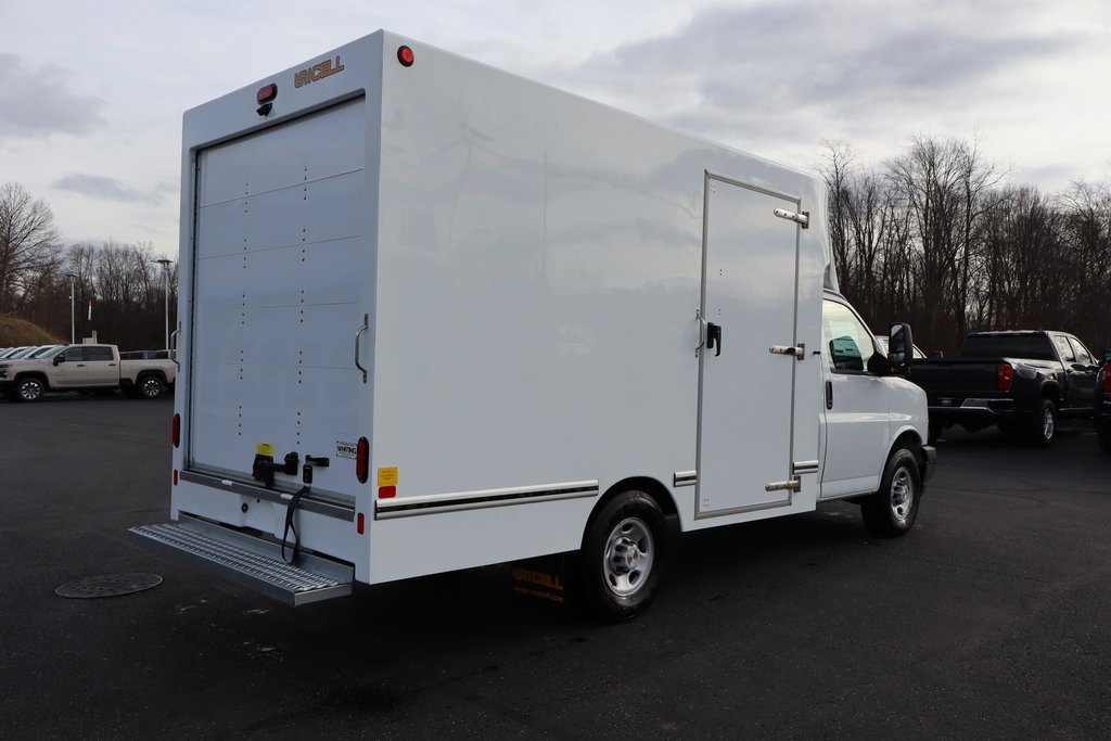 New 2025 Chevrolet Express 3500 w/ Power Convenience Package image 20