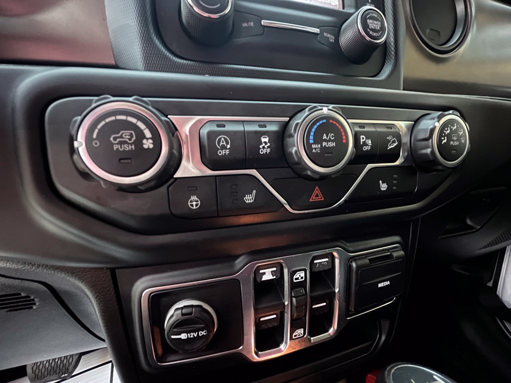 Used 2019 Jeep Wrangler Unlimited Sport S AWD/4WD image 34