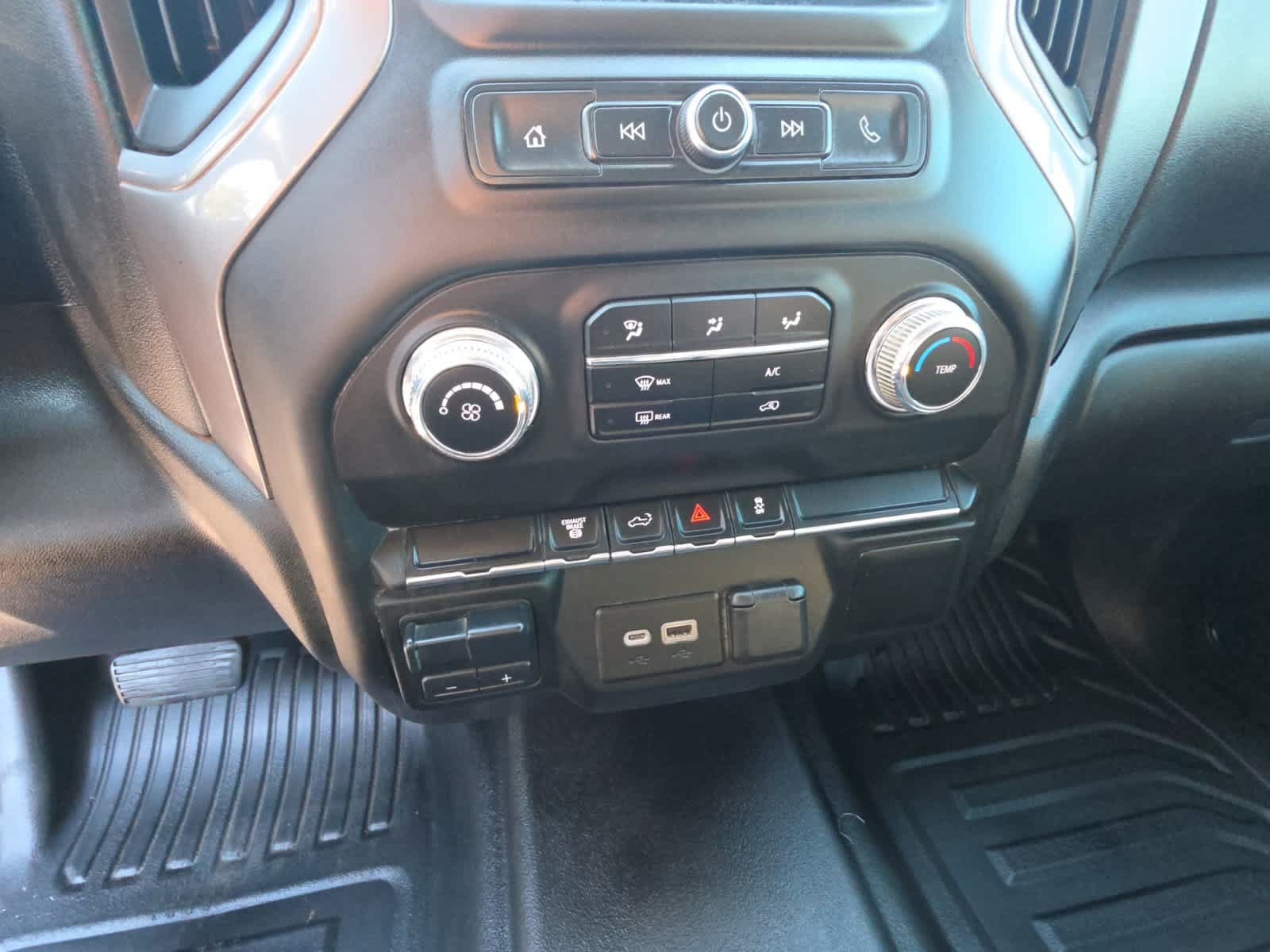 Used 2021 GMC Sierra 2500 4x4 Crew Cab w/ Convenience Package image 25