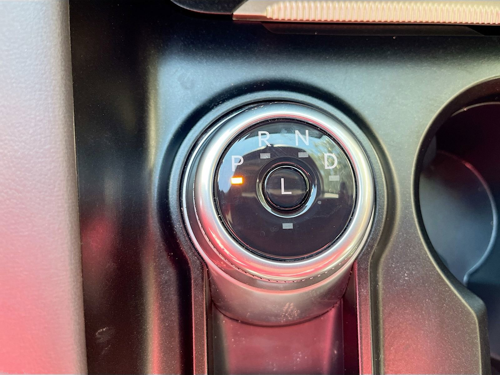 Used 2025 Ford Explorer Active w/ Active Comfort Package AWD/4WD image 17