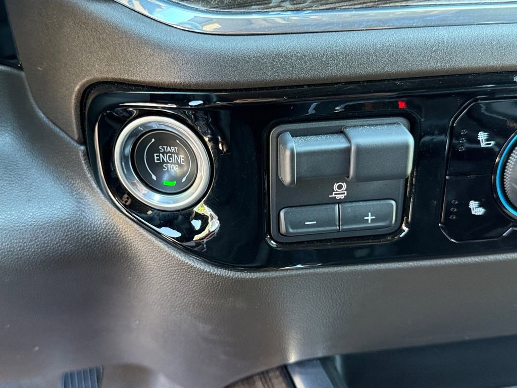 Used 2024 Chevrolet Silverado 1500 LT Trail Boss w/ Convenience Package II AWD/4WD image 21