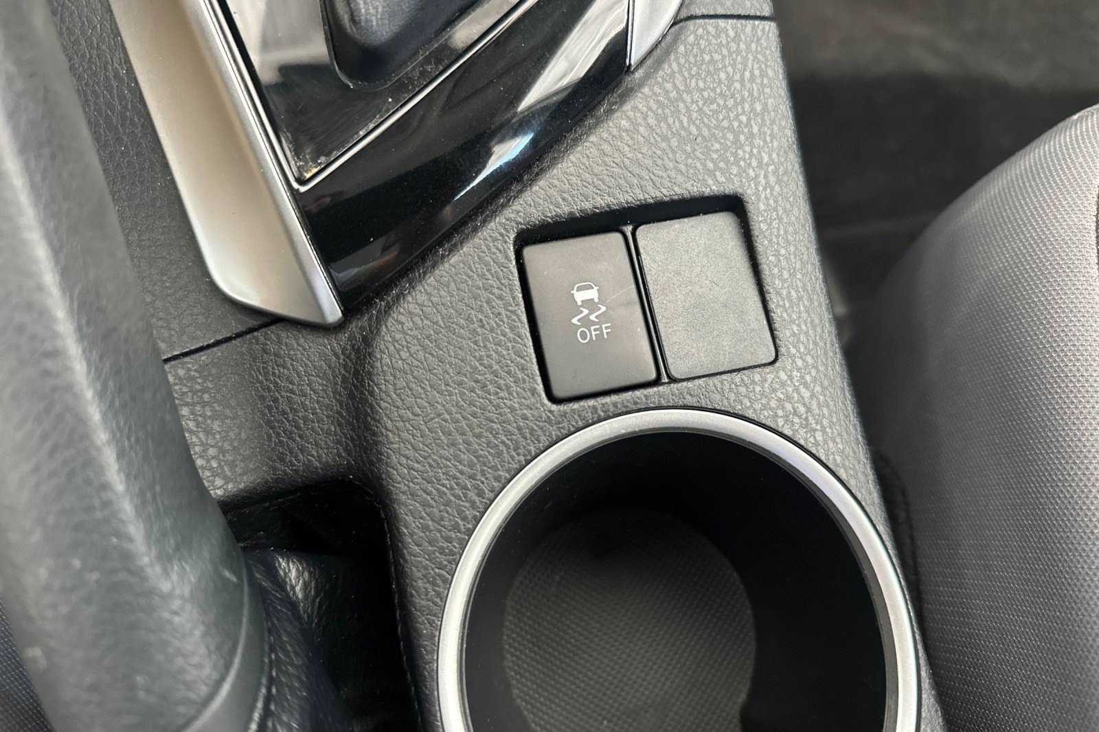 Used 2019 Toyota Corolla LE FWD image 38