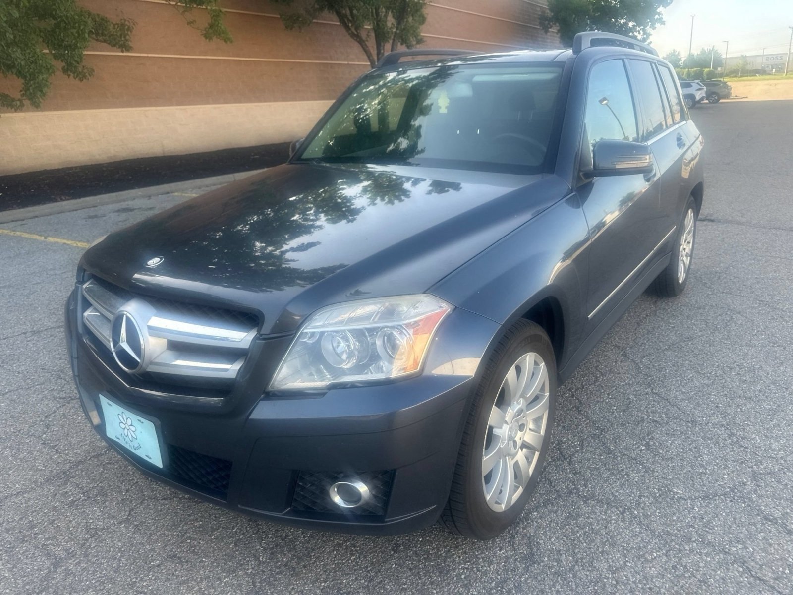 Used 2011 Mercedes-Benz GLK 350 4MATIC image 8