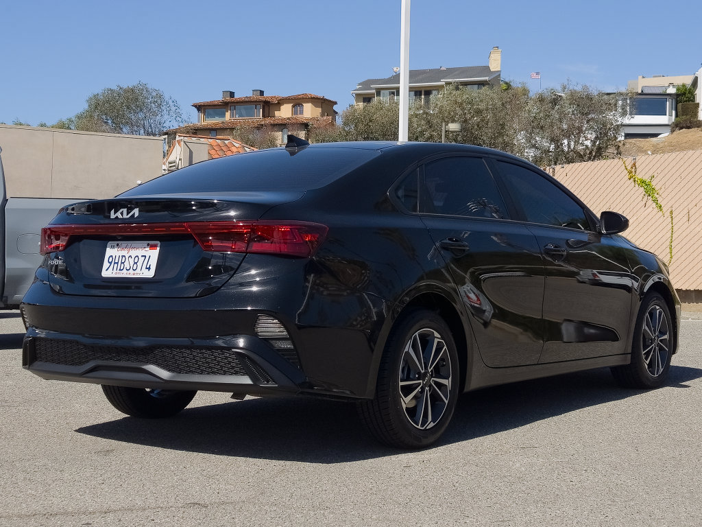 Used 2023 Kia Forte LXS FWD image 24