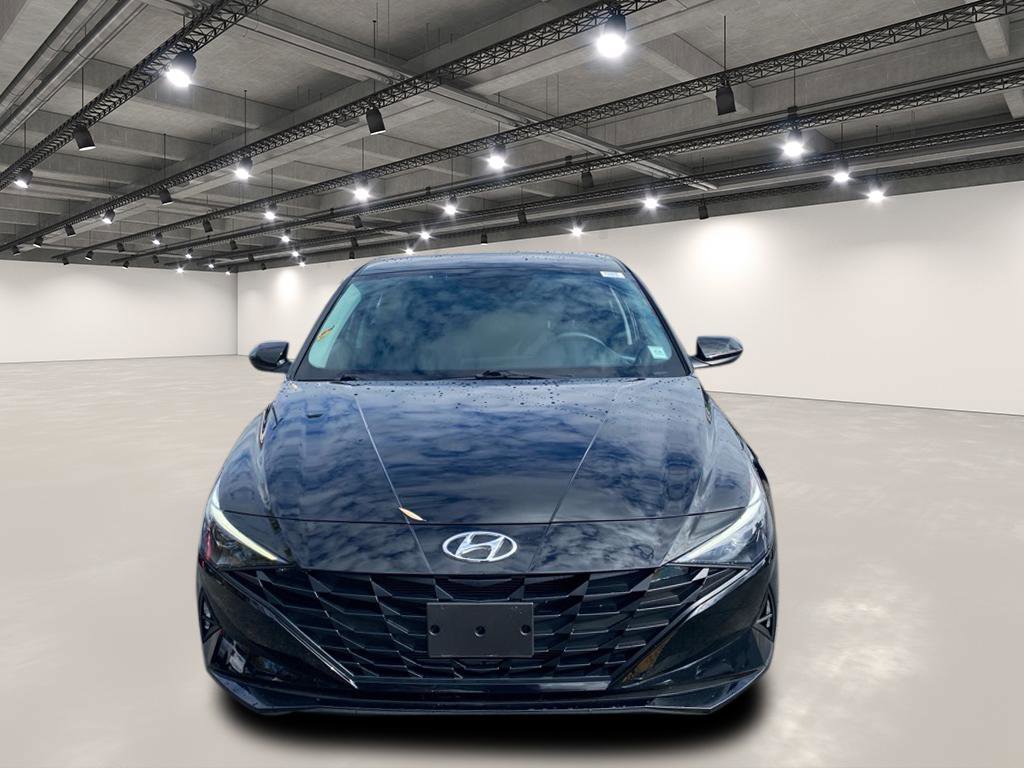 Used 2023 Hyundai Elantra SEL image 2