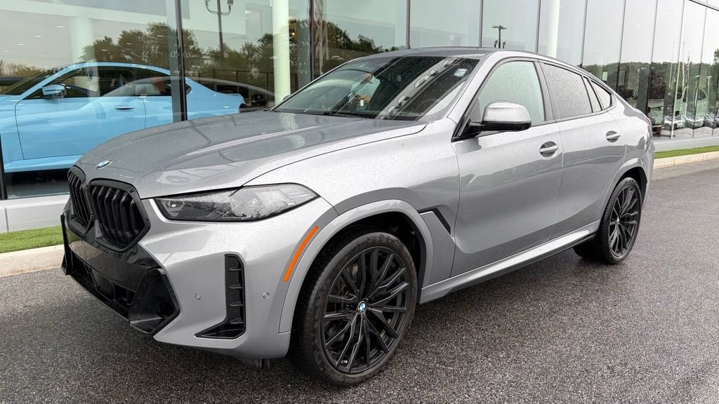 Certified 2024 BMW X6 xDrive40i w/ Premium Package AWD/4WD image 1
