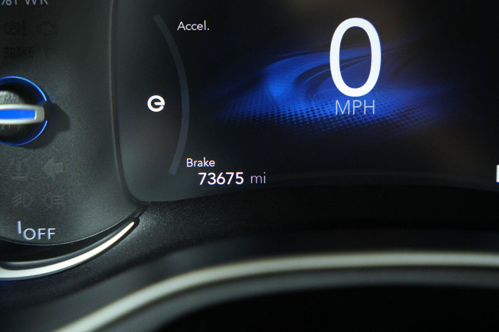 Used 2024 Chrysler Pacifica Limited FWD image 38