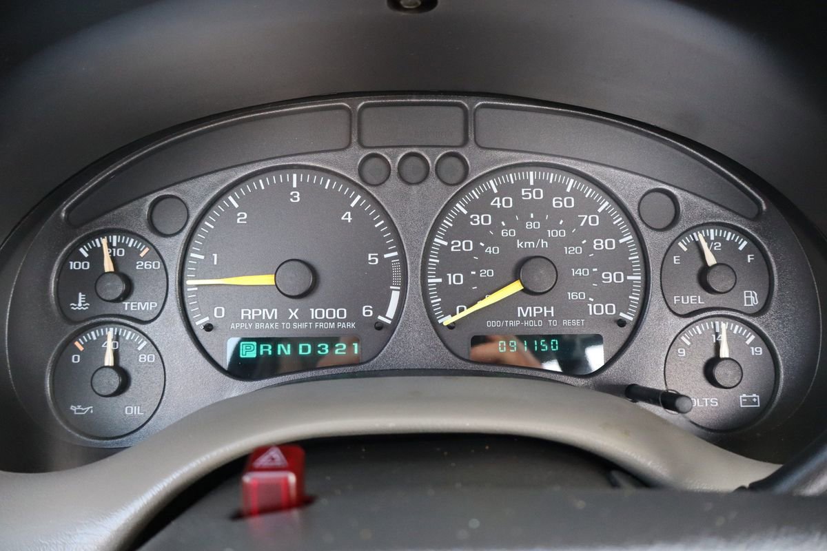 Used 2000 GMC Sonoma SL w/ Cold-Climate Pkg image 24