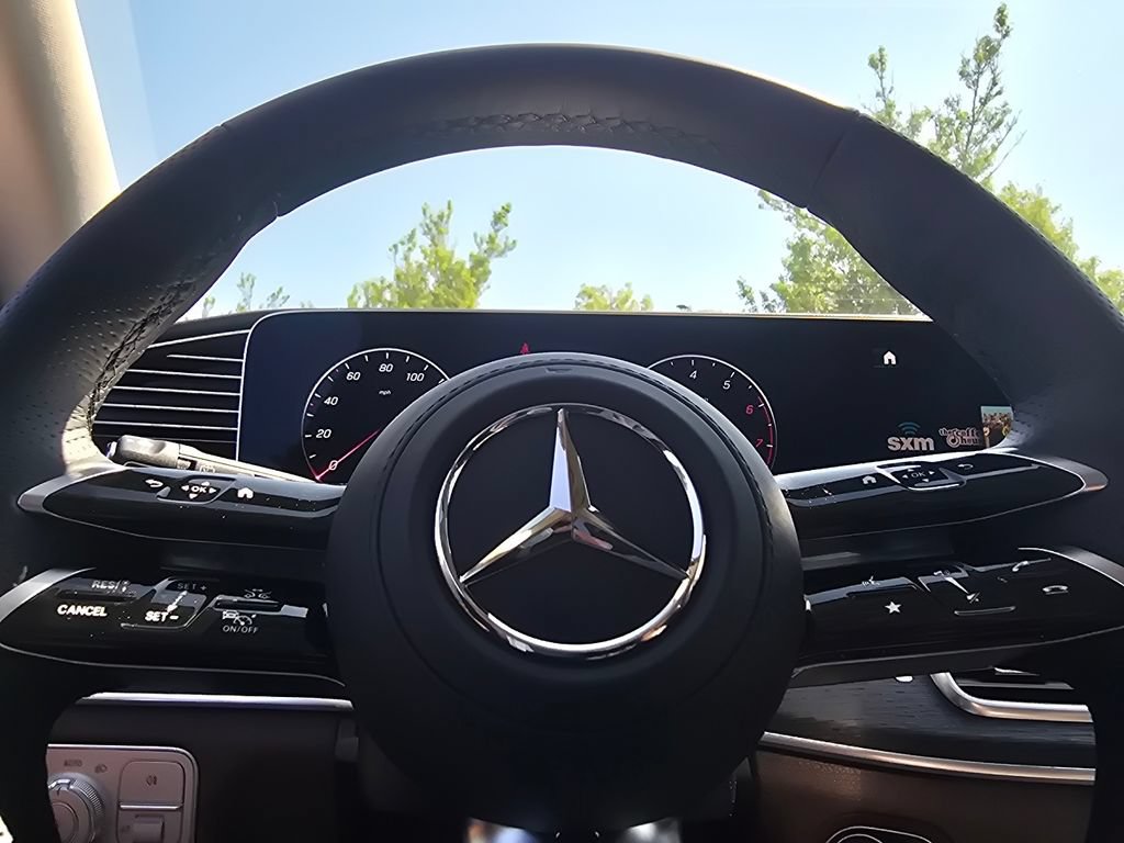 New 2026 Mercedes-Benz GLS 450 4MATIC image 29