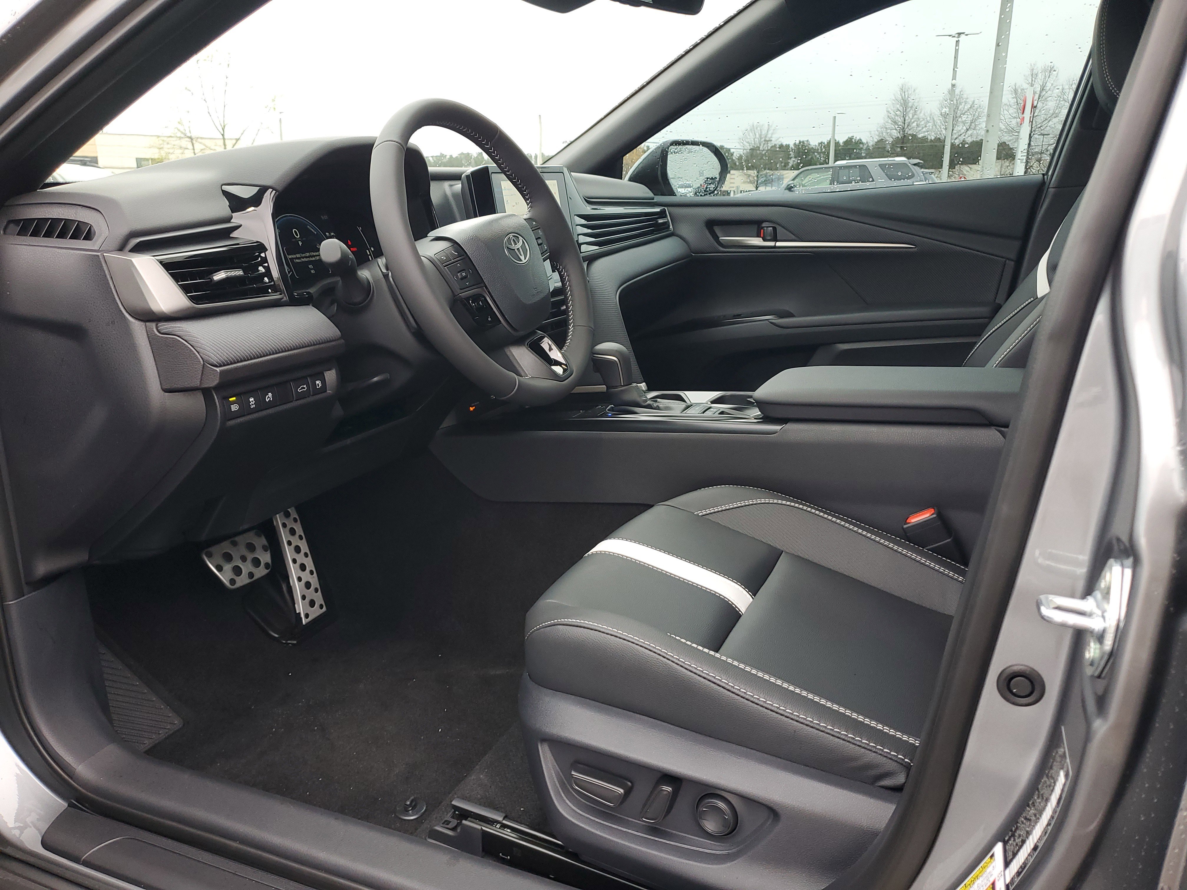 New 2026 Toyota Camry SE image 17