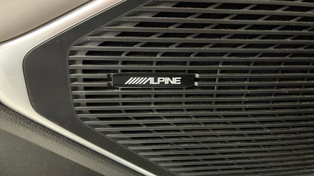Used 2023 Jeep Wagoneer Series III w/ Preferred Equipment Group AWD/4WD image 38