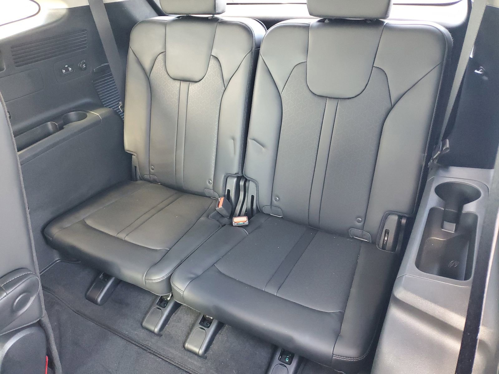Used 2023 Kia Sorento SX FWD image 12