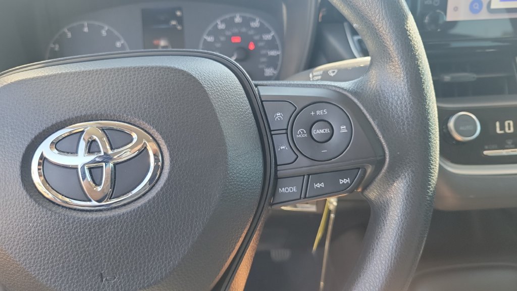 Used 2024 Toyota Corolla LE FWD image 19