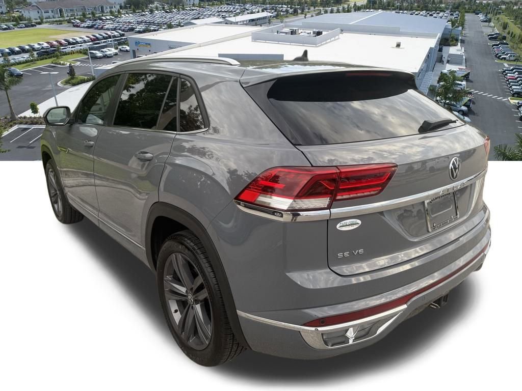 Used 2021 Volkswagen Atlas Cross Sport SE image 6