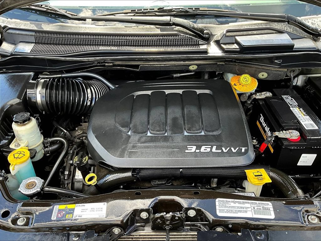 Used 2014 Dodge Grand Caravan SXT FWD image 29
