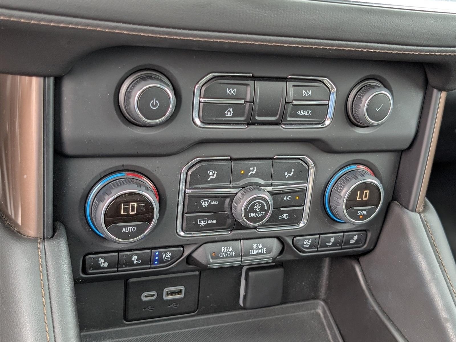 Used 2023 Chevrolet Tahoe High Country AWD/4WD image 31