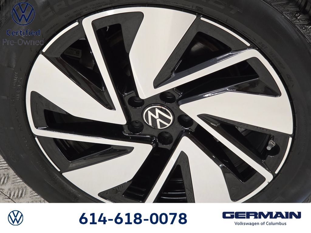 Certified 2025 Volkswagen Atlas SEL AWD/4WD image 12