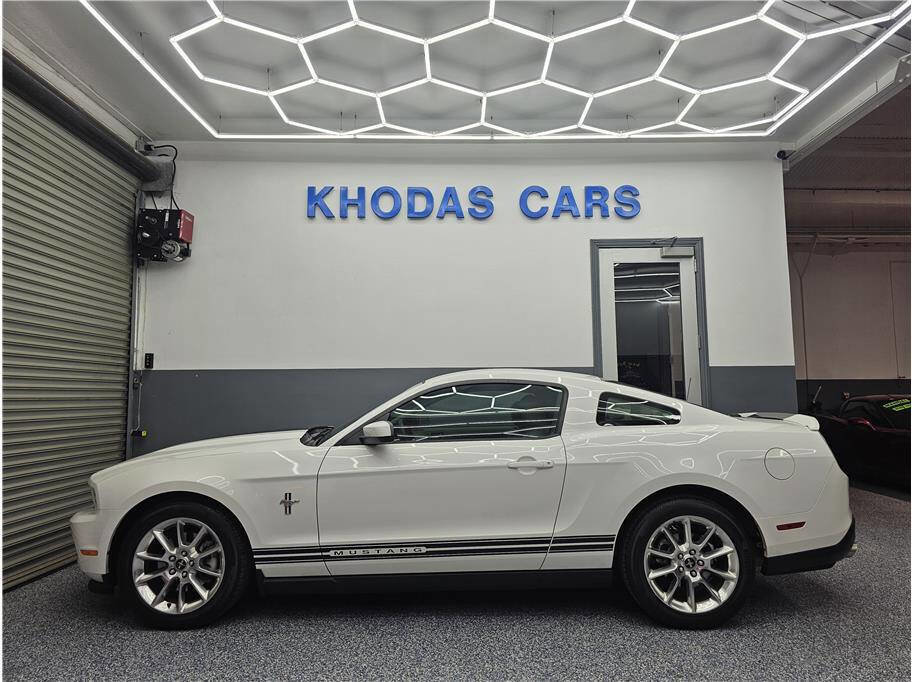 Used 2011 Ford Mustang Premium w/ 202A Rapid Spec Order Code