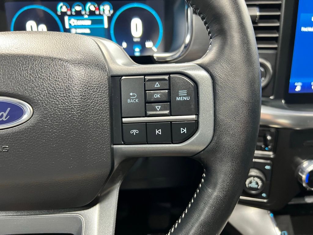 Used 2023 Ford F150 Lariat w/ Trailer Tow Package image 22