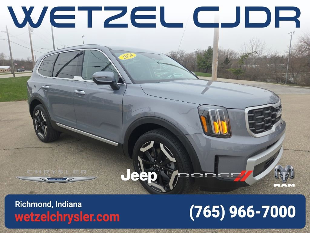 Used 2024 Kia Telluride S image 1