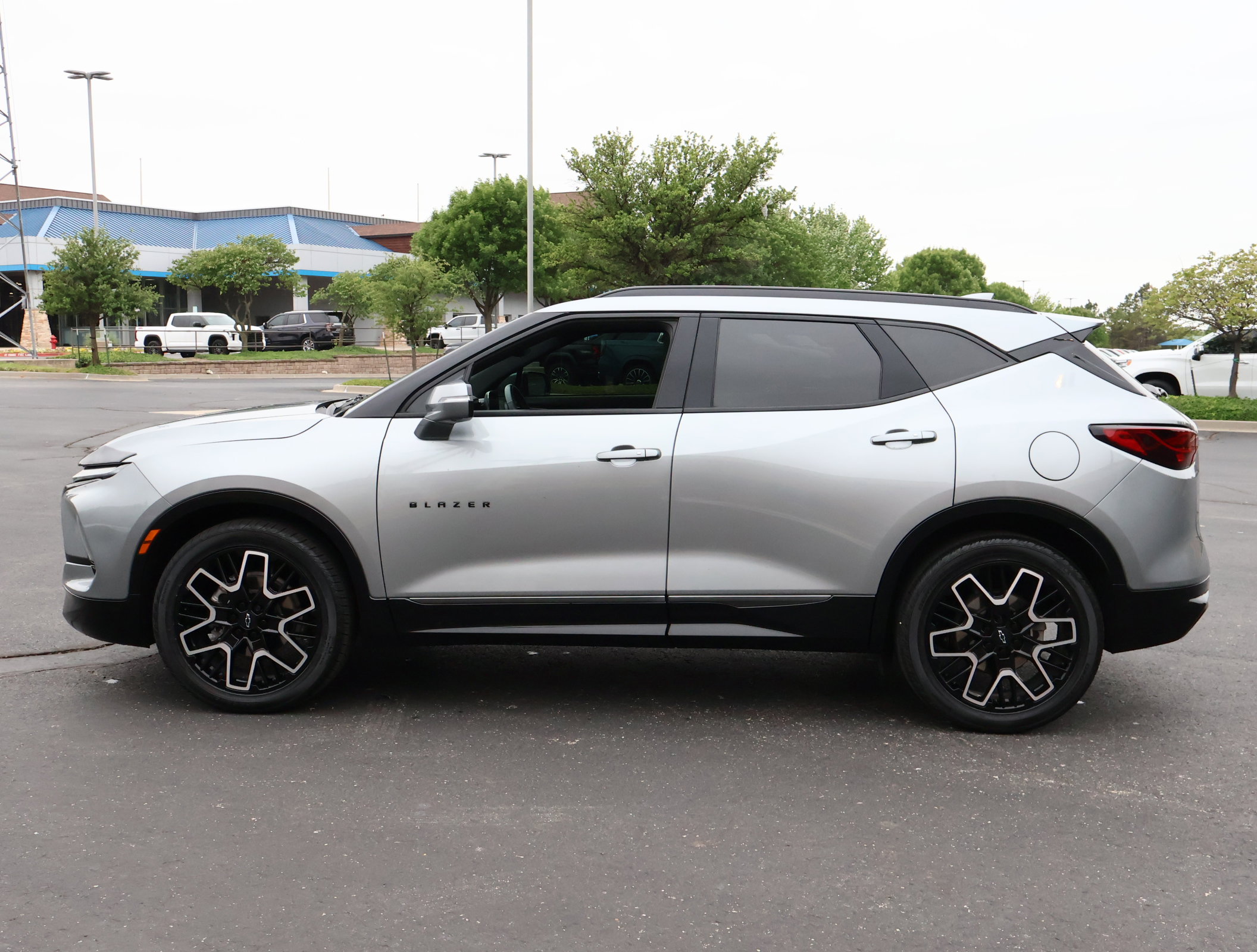 Used 2023 Chevrolet Blazer RS w/ Driver Confidence II Package AWD/4WD image 36