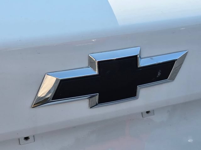 Used 2025 Chevrolet Trax RS w/ Sunroof Package FWD image 17