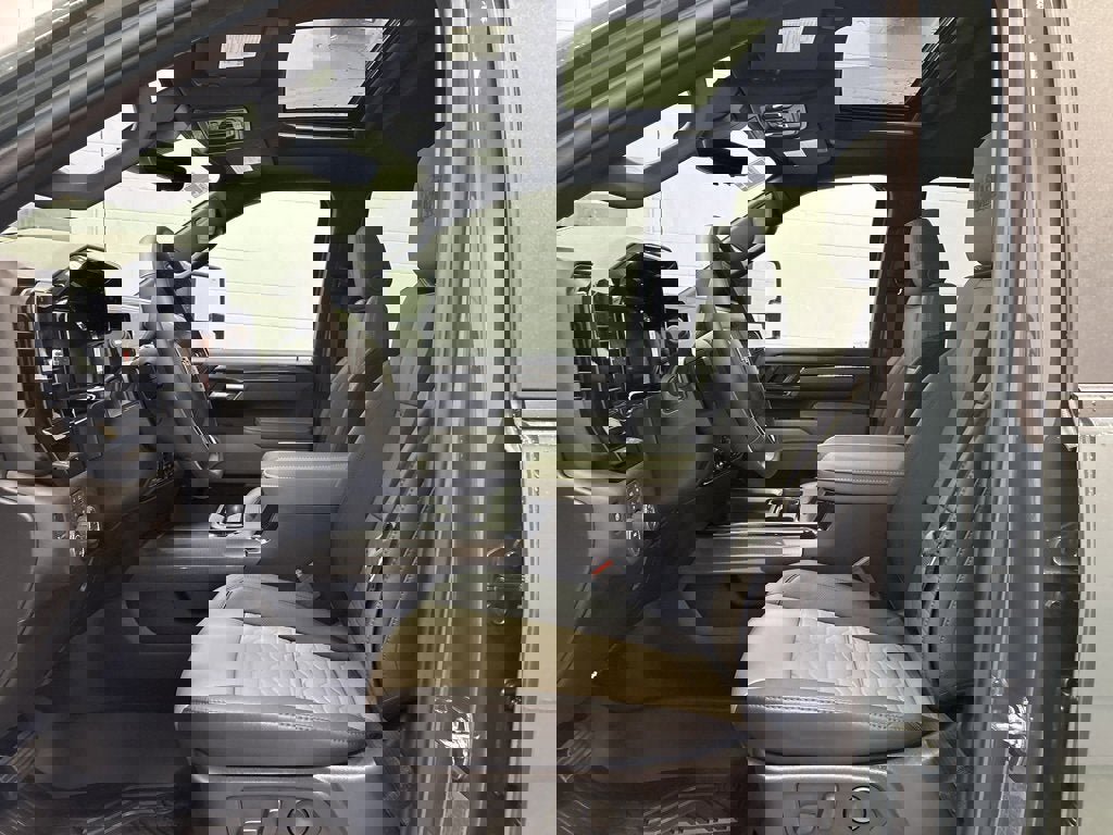 New 2026 Chevrolet Silverado 2500 ZR2 image 11