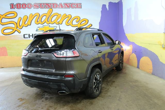 Used 2021 Jeep Cherokee Latitude Lux w/ Sun & Sound Group AWD/4WD image 8