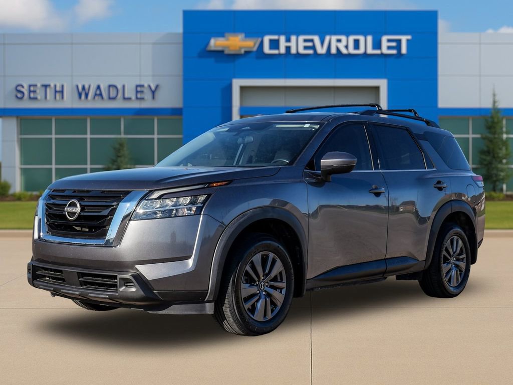Used 2022 Nissan Pathfinder SV FWD image 3