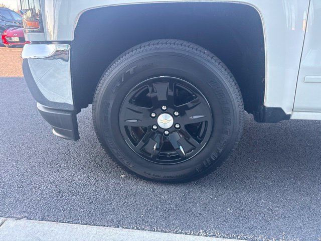 Used 2018 Chevrolet Silverado 1500 LT w/ All Star Edition AWD/4WD image 8