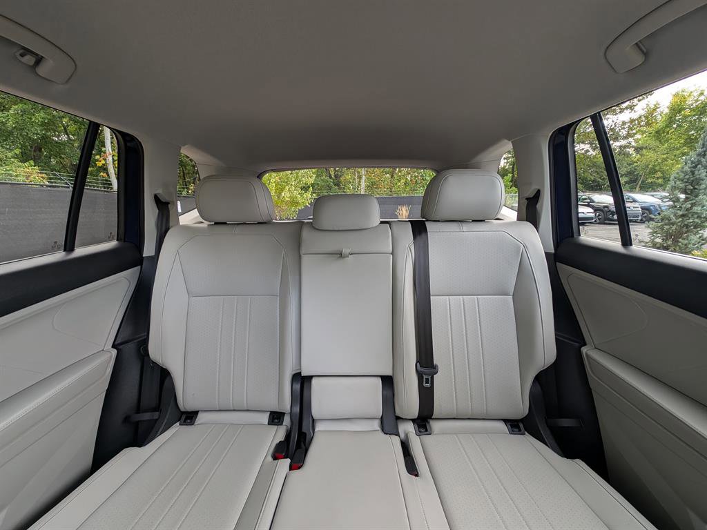 Used 2022 Volkswagen Tiguan SE image 16