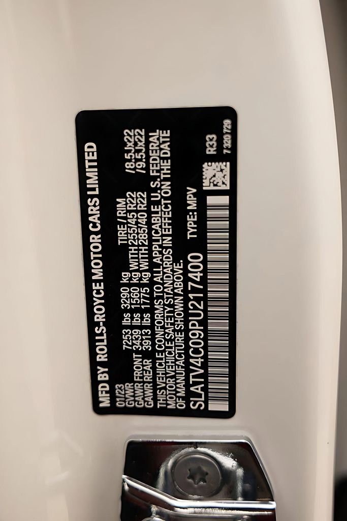 Used 2023 Rolls-Royce Cullinan image 56