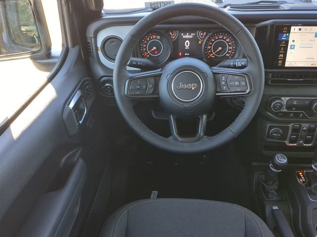 New 2025 Jeep Gladiator Sport AWD/4WD image 15
