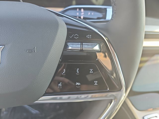 New 2026 Cadillac Vistiq Sport image 20