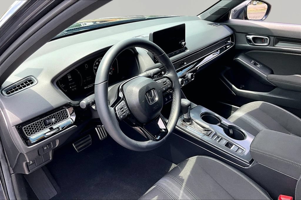 Used 2025 Honda Civic Sport image 14