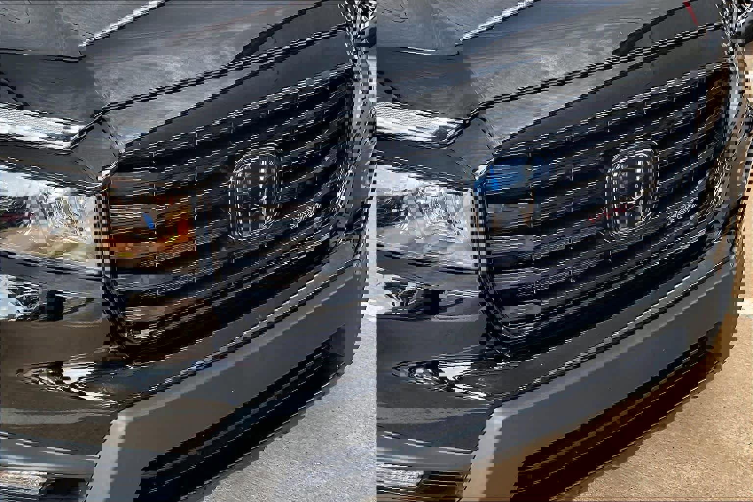 Used 2023 Honda Ridgeline Sport image 29