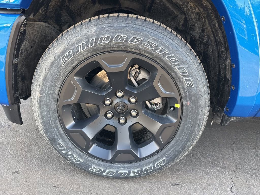 New 2026 RAM 1500 4x4 Crew Cab image 36