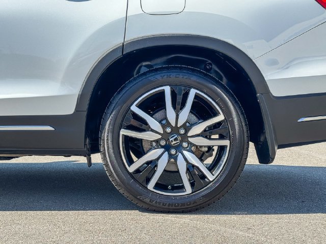 Used 2022 Honda Pilot Touring image 9