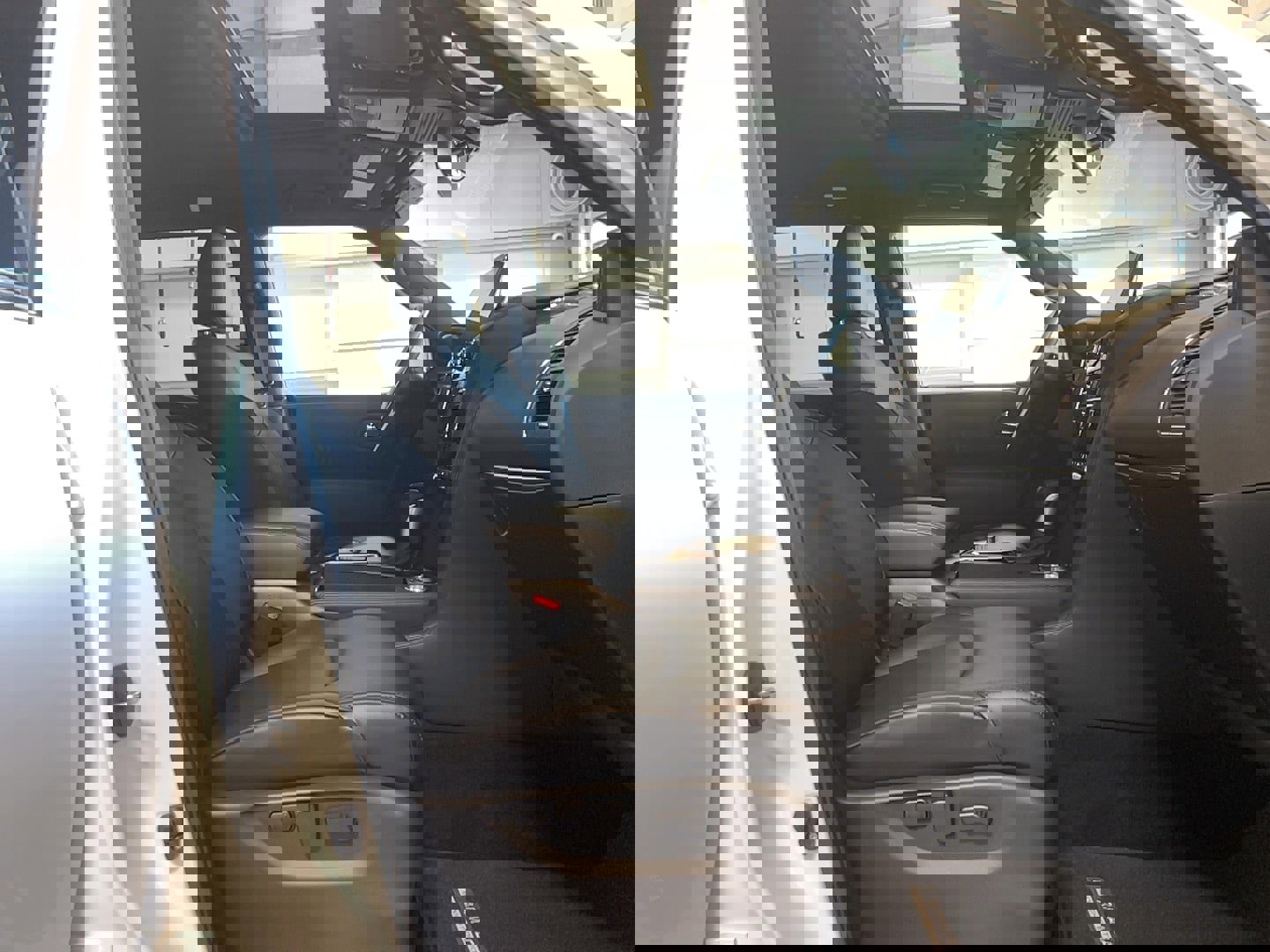 Certified 2024 Nissan Armada SL w/ Midnight Edition Package image 24