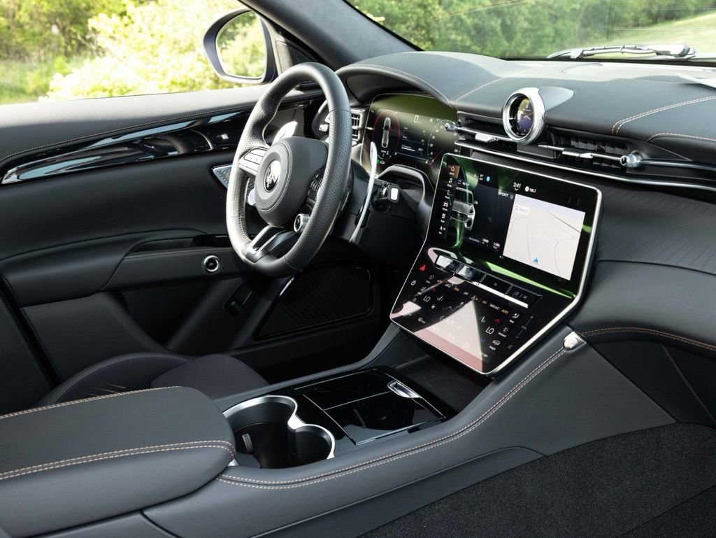 New 2026 Maserati Grecale Modena image 65