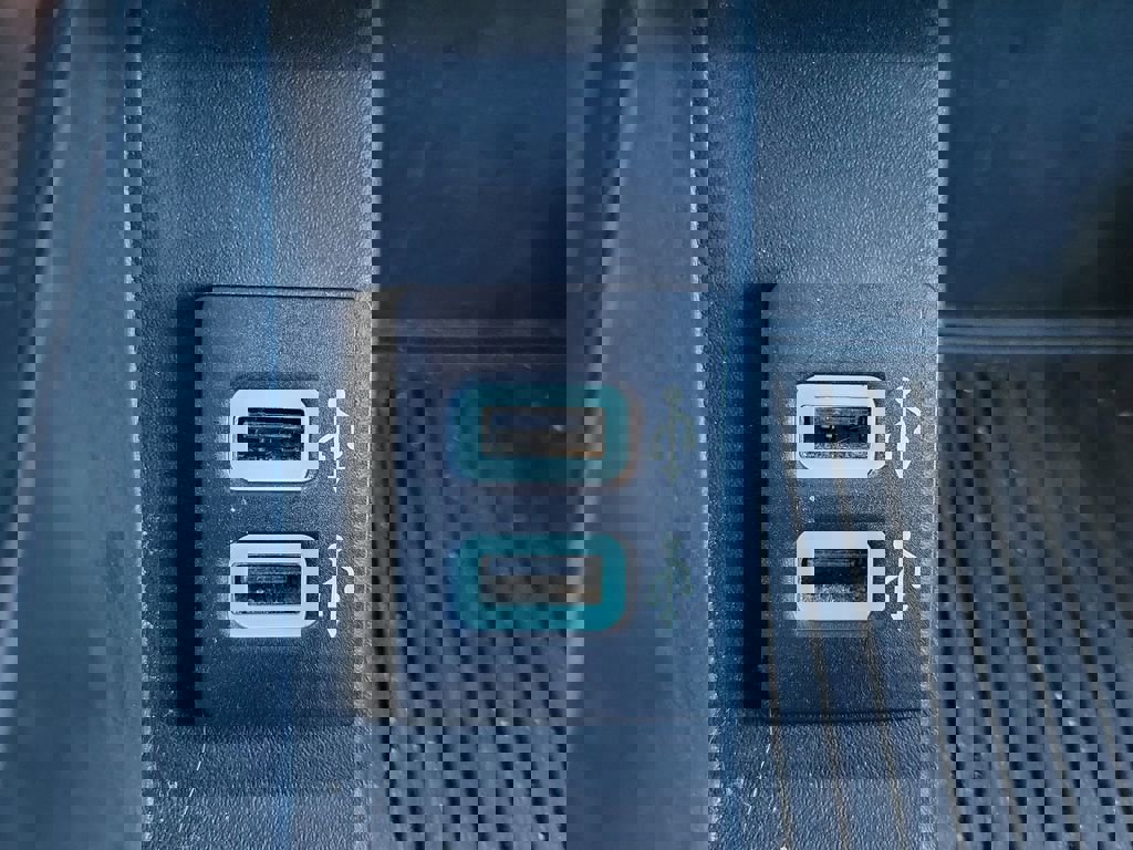 Used 2017 Ford F150 XLT w/ Equipment Group 302A Luxury image 34