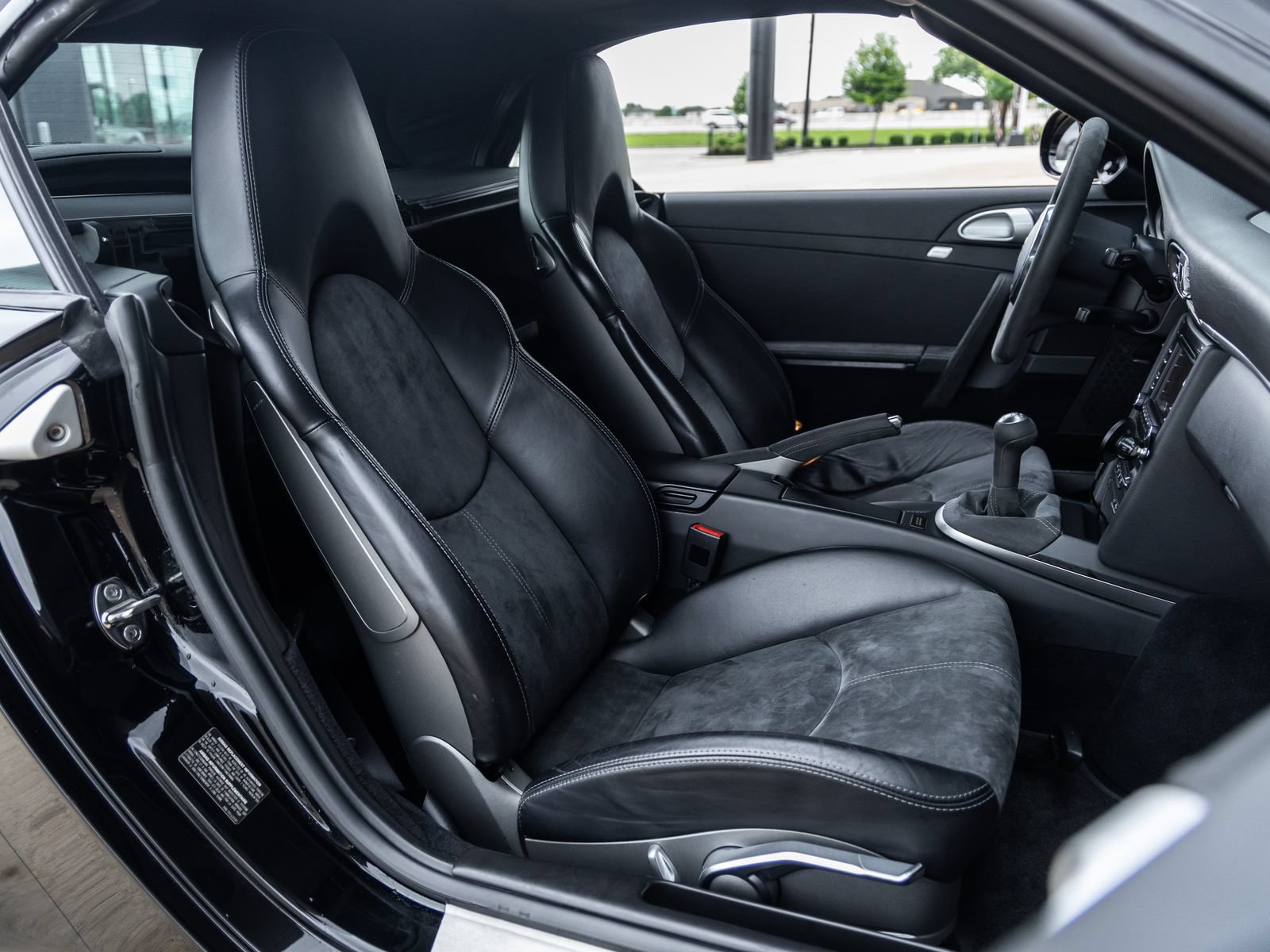 Used 2012 Porsche 911 Carrera GTS RWD image 38