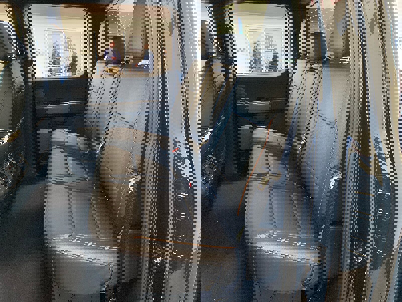 New 2025 Ford F150 Lariat w/ Equipment Group 502A High image 10