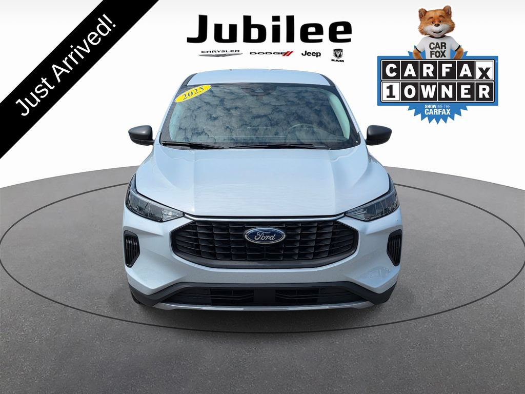 Used 2025 Ford Escape Active FWD image 2