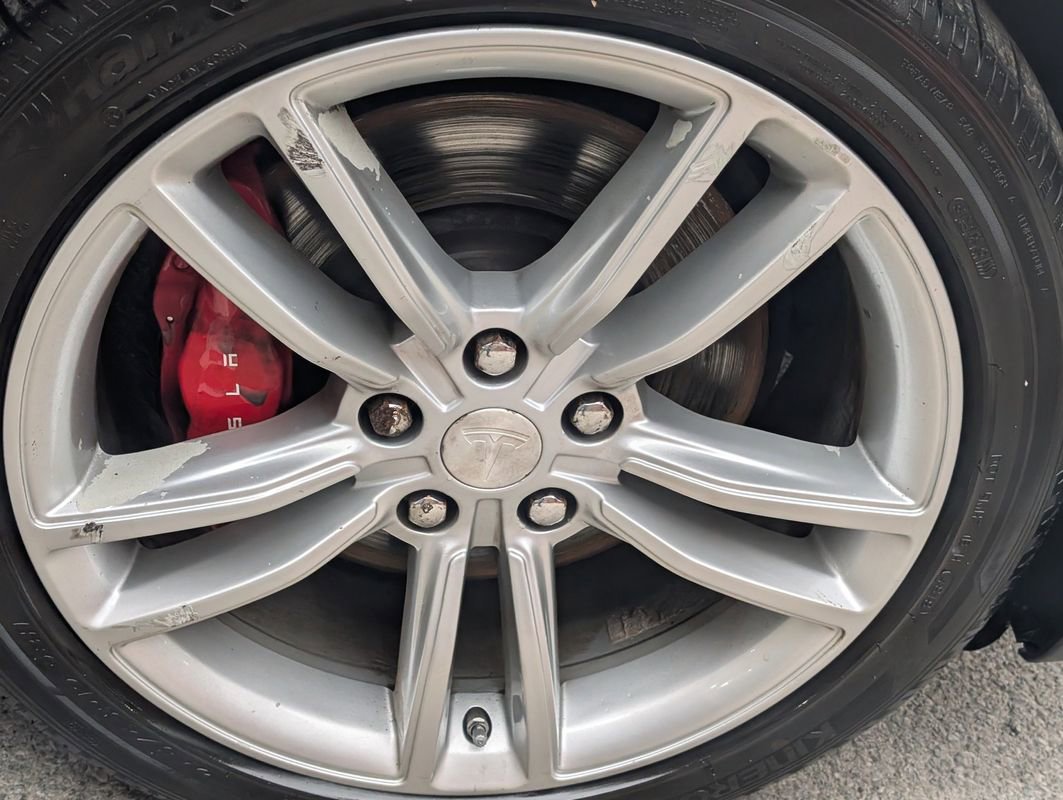 Used 2014 Tesla Model S P85D image 27